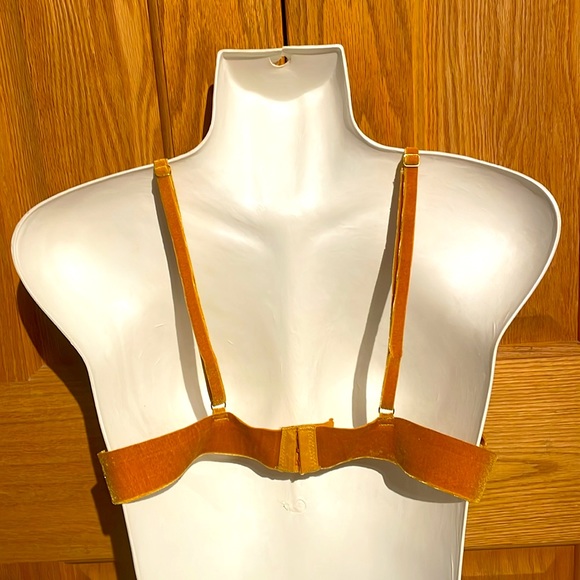 Gold Velvet Bra Top NWOT - Picture 2 of 4